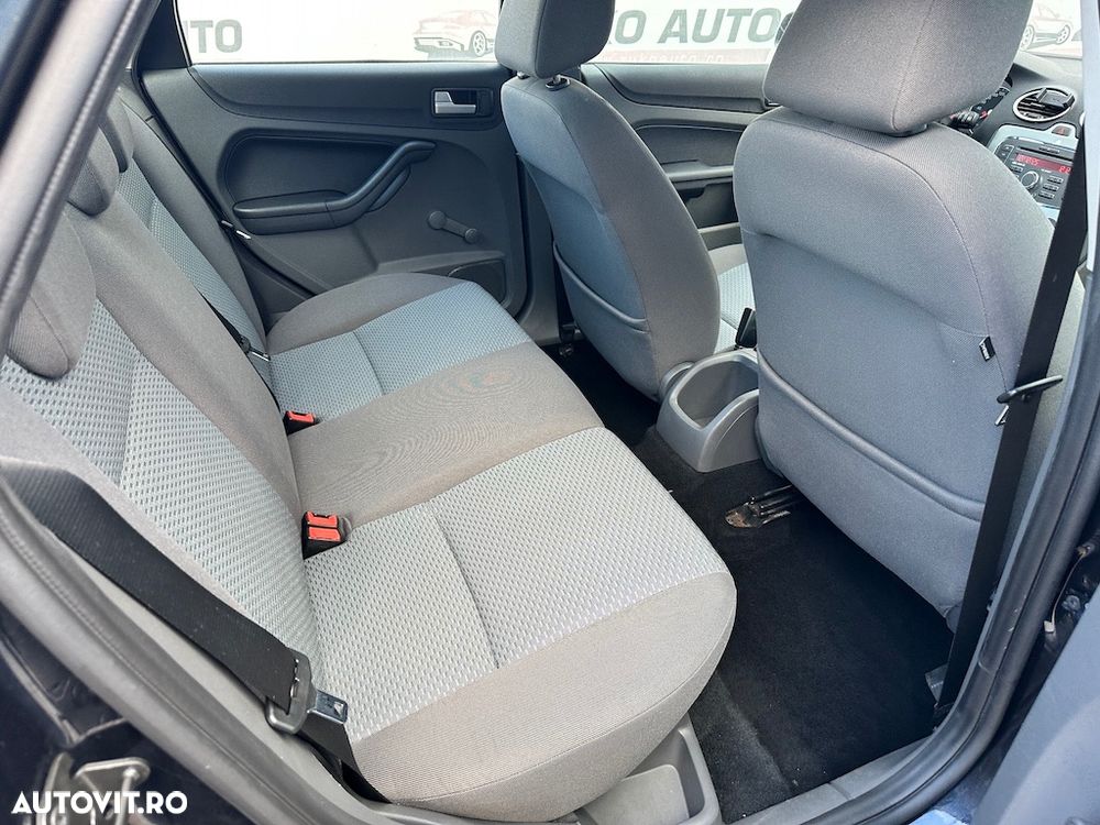 Ford Focus 1.8 TDCi Titanium - 7