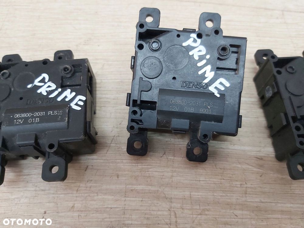 Toyota Prius IV Rav4 CHR Lexus NX silniczek nawiewu nagrzewnicy 063800-2031 - 2