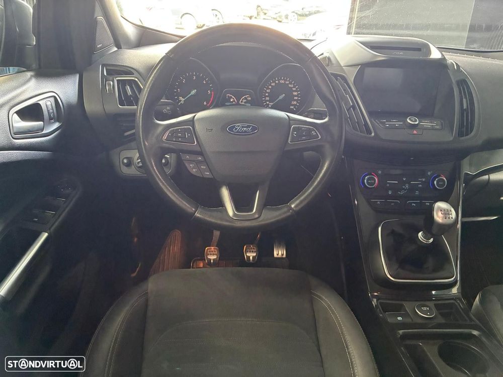 Ford Kuga 1.5 TDCi EcoBlue ST-Line - 30