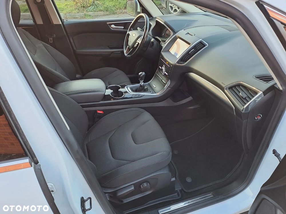 Ford S-Max 2.0 EcoBlue Titanium - 14