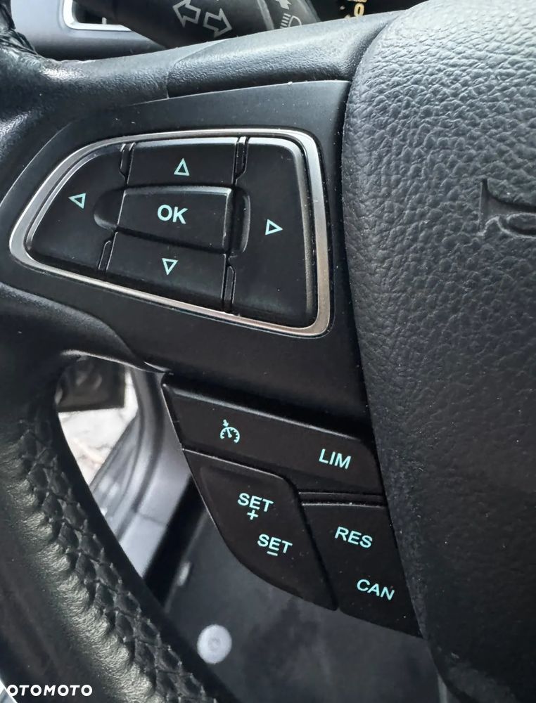 Ford Grand C-MAX - 15