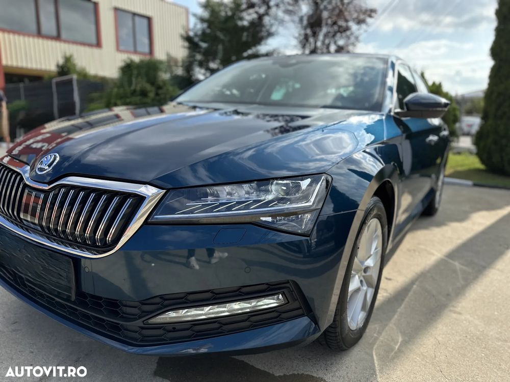 Skoda Superb 2.0 TDI Ambition - 1
