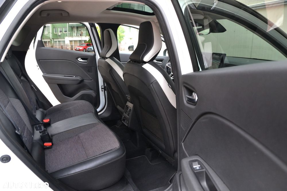 Renault Captur E-Tech Plug-In-Hybrid Intens - 11