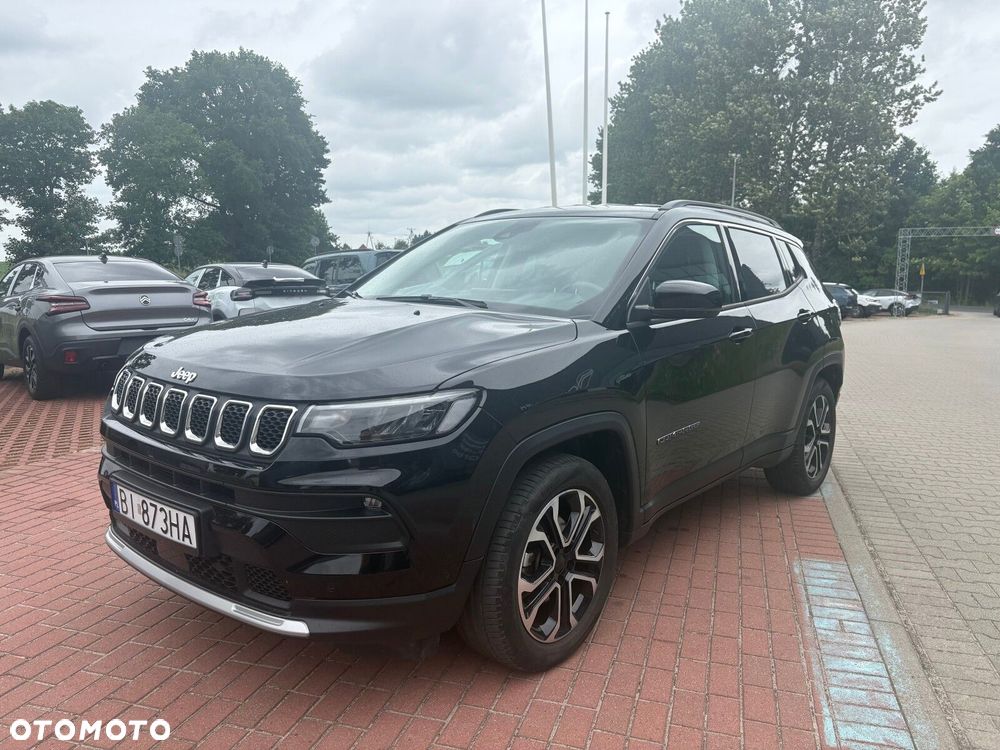Jeep Compass - 4