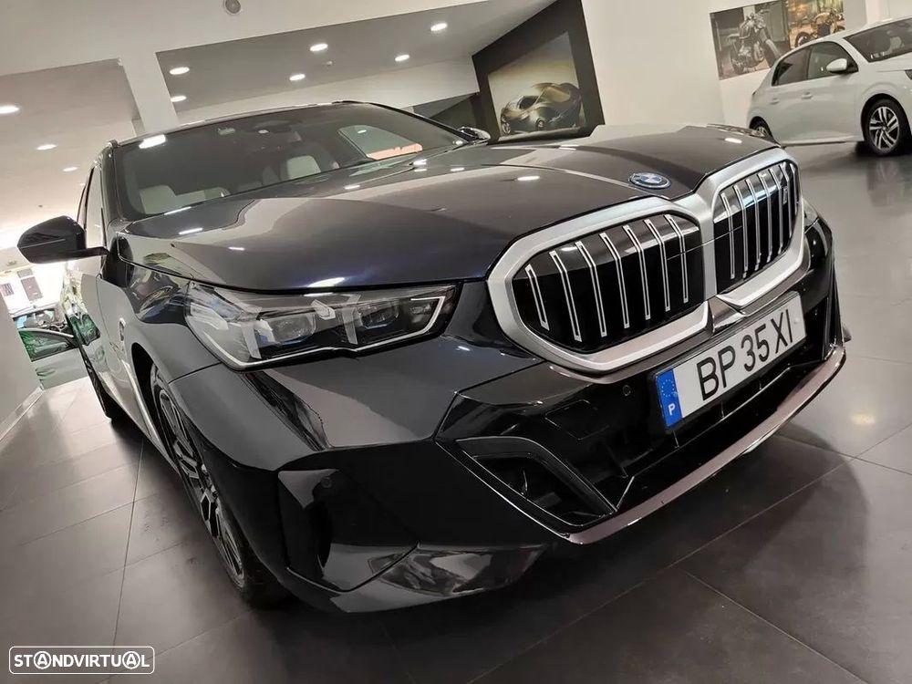 BMW i5 Touring eDrive40 - 20