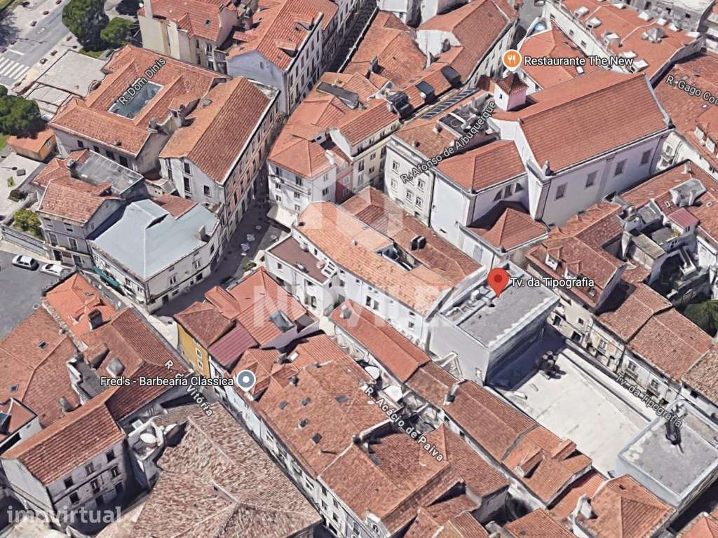 Casa onde viveu Eça de Queirós - Grande imagem: 2/3