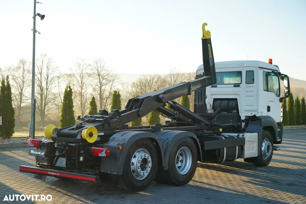 MAN TGS 26.440 / AUTOCARNIER / MARREL AL TAM 20U / 20 T / 6x2 / PUNTE DE DIRECȚIE RIDICABILĂ / ANVELOPE 100% / EURO 6 - 5