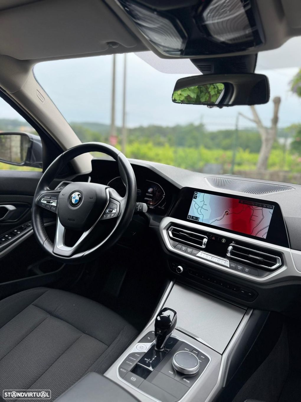 BMW 318 d Touring Line Sport Auto - 26