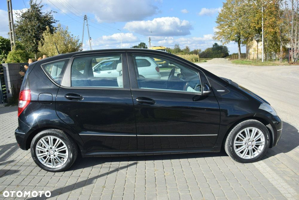 Mercedes-Benz Klasa A 160 Autotronic Elegance - 14