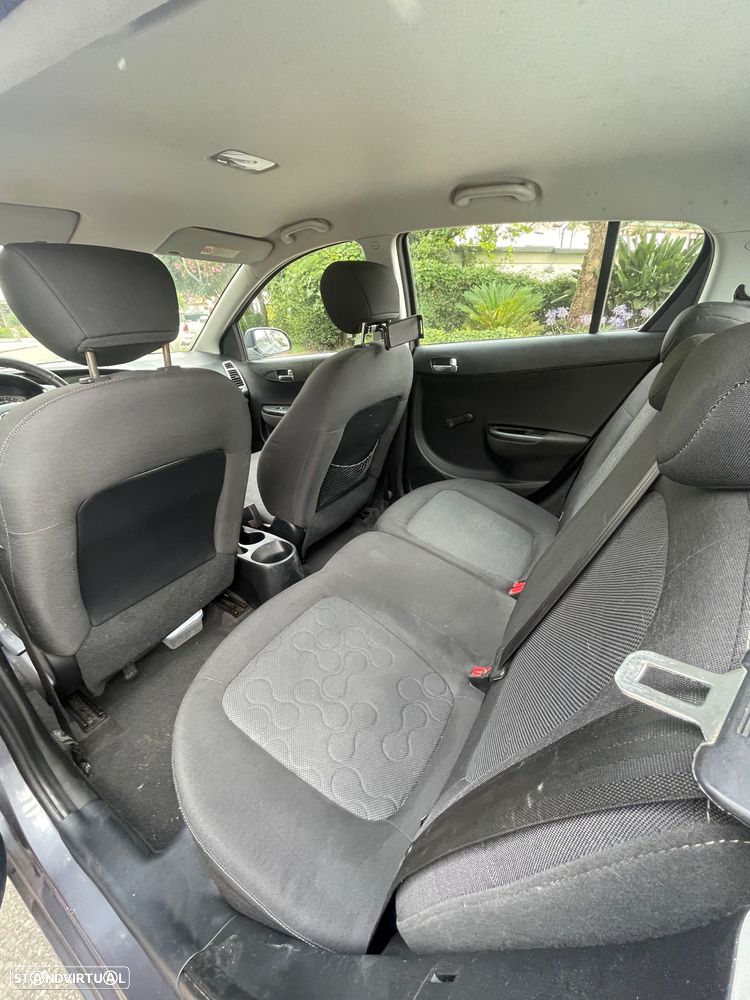 Hyundai i20 1.4 CRDI Comfort - 10