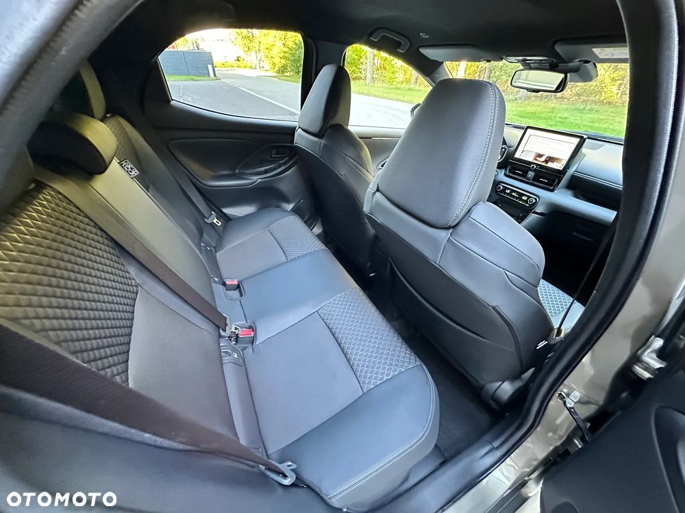 Toyota Yaris 130 1.5 VVT-i Premiere Edition - 23