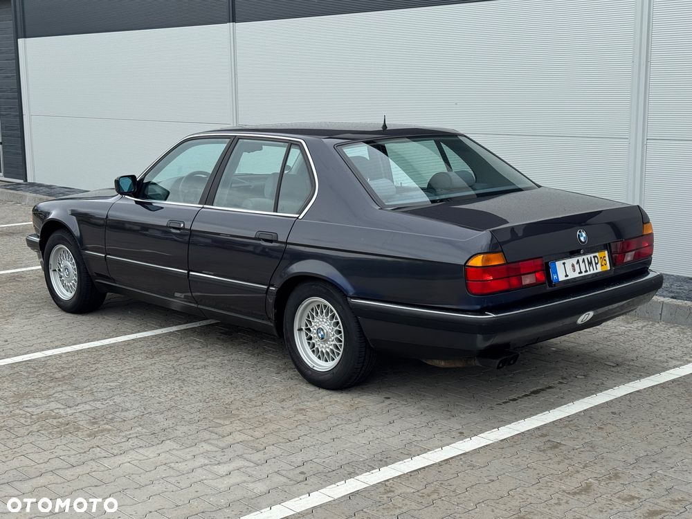 BMW Seria 7 750i - 3