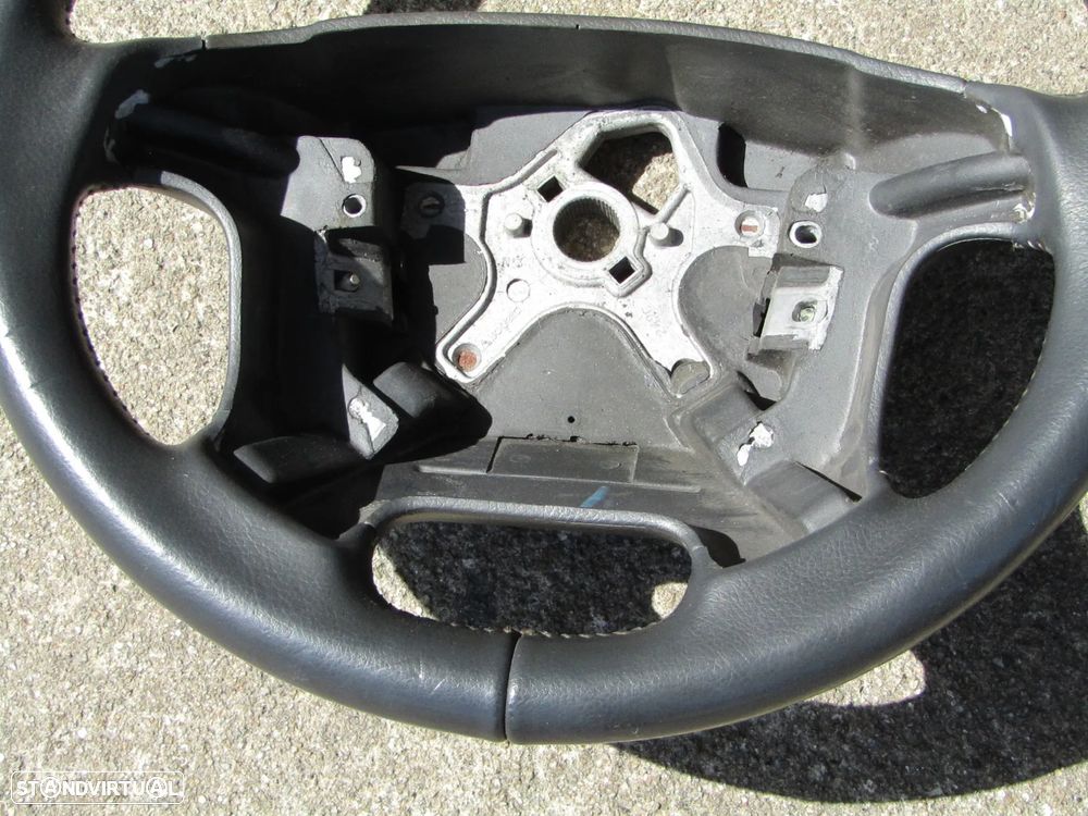 Volante Volvo S80 ano 2002 em pele  (ver detalhes) - 8