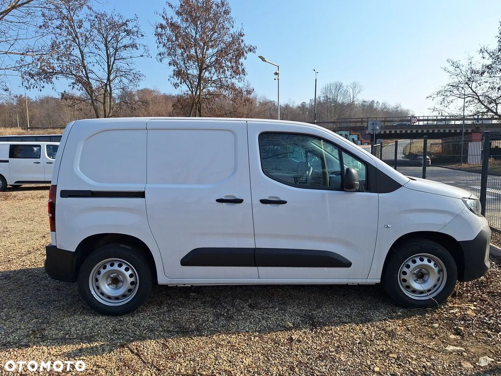 Opel Combo L1 - 7