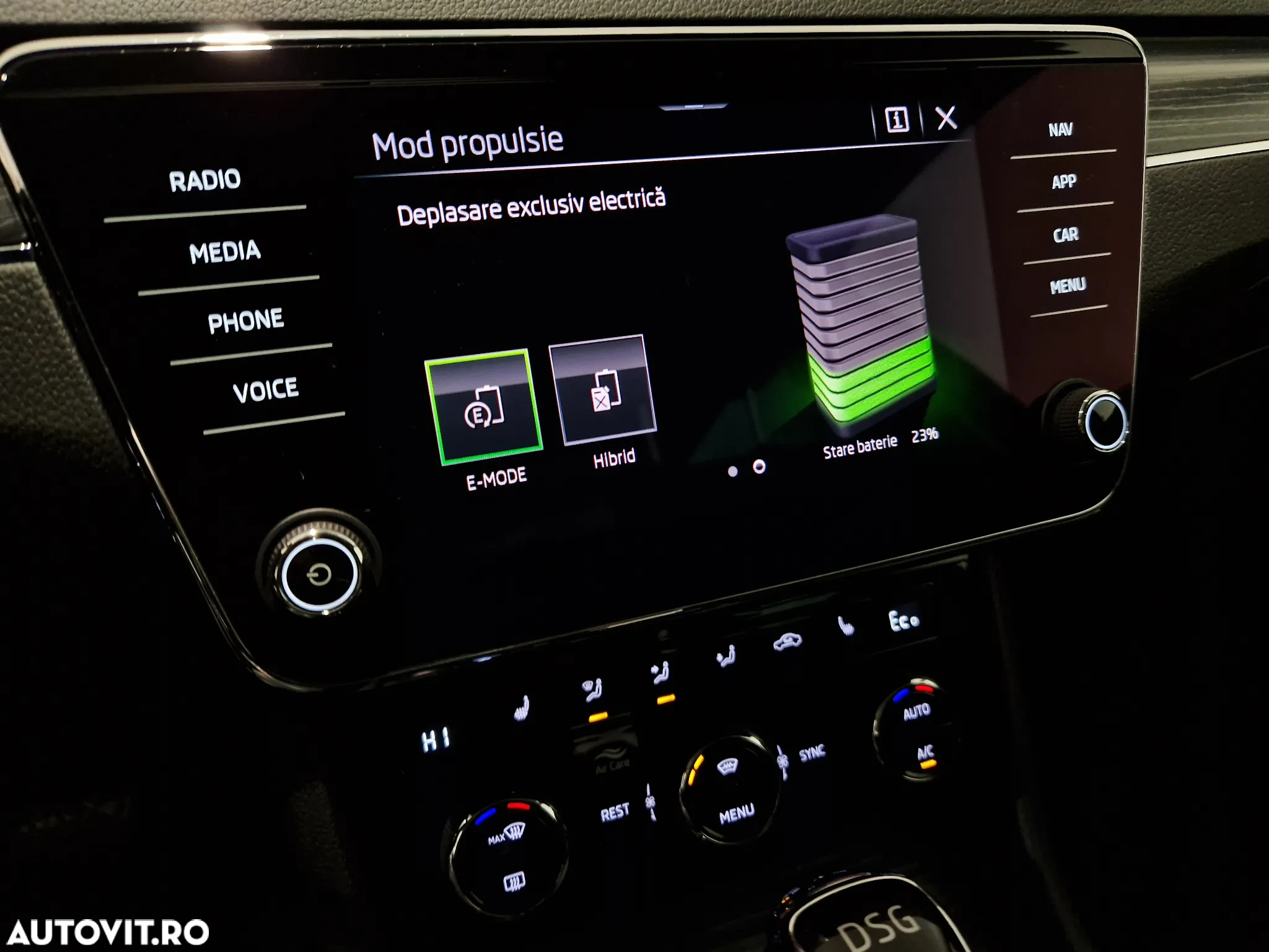 Skoda Superb Combi 1.4 TSI iV DSG Style - 25