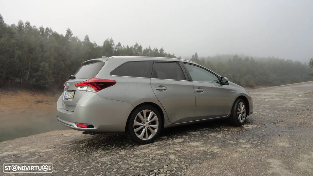 Toyota Auris Touring Sports 1.8 HSD Exclusive +TSS+Navi - 3