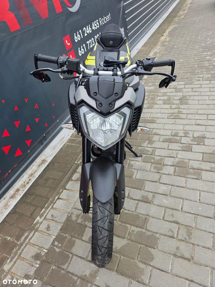 Yamaha MT - 16
