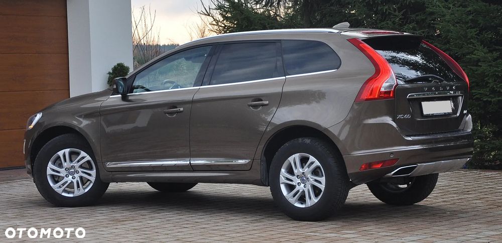 Volvo XC 60 D4 Geartronic Summum - 5