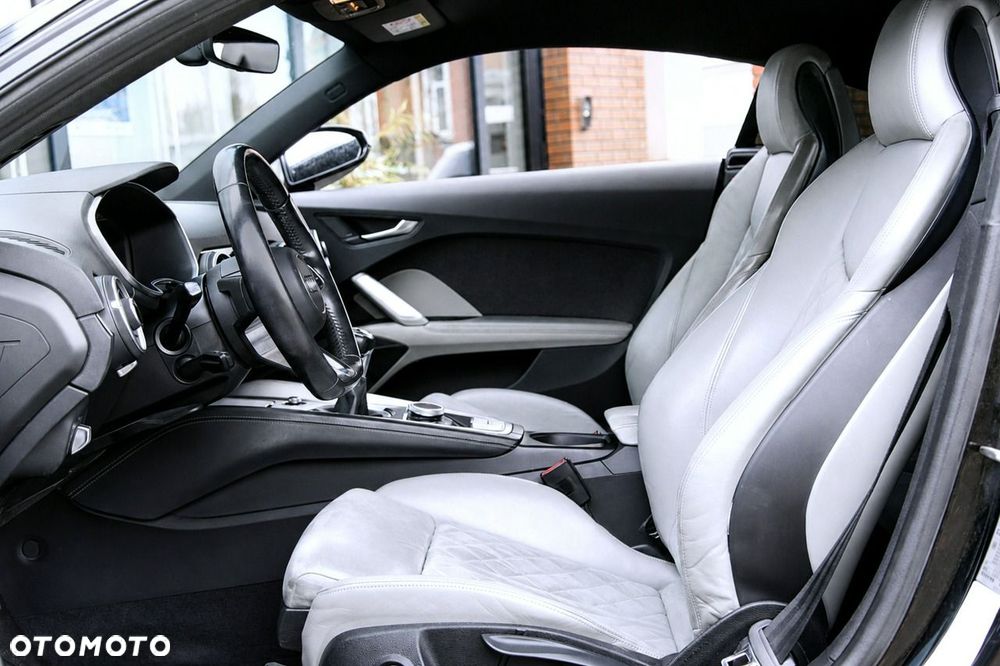 Audi TT Coupé - 21