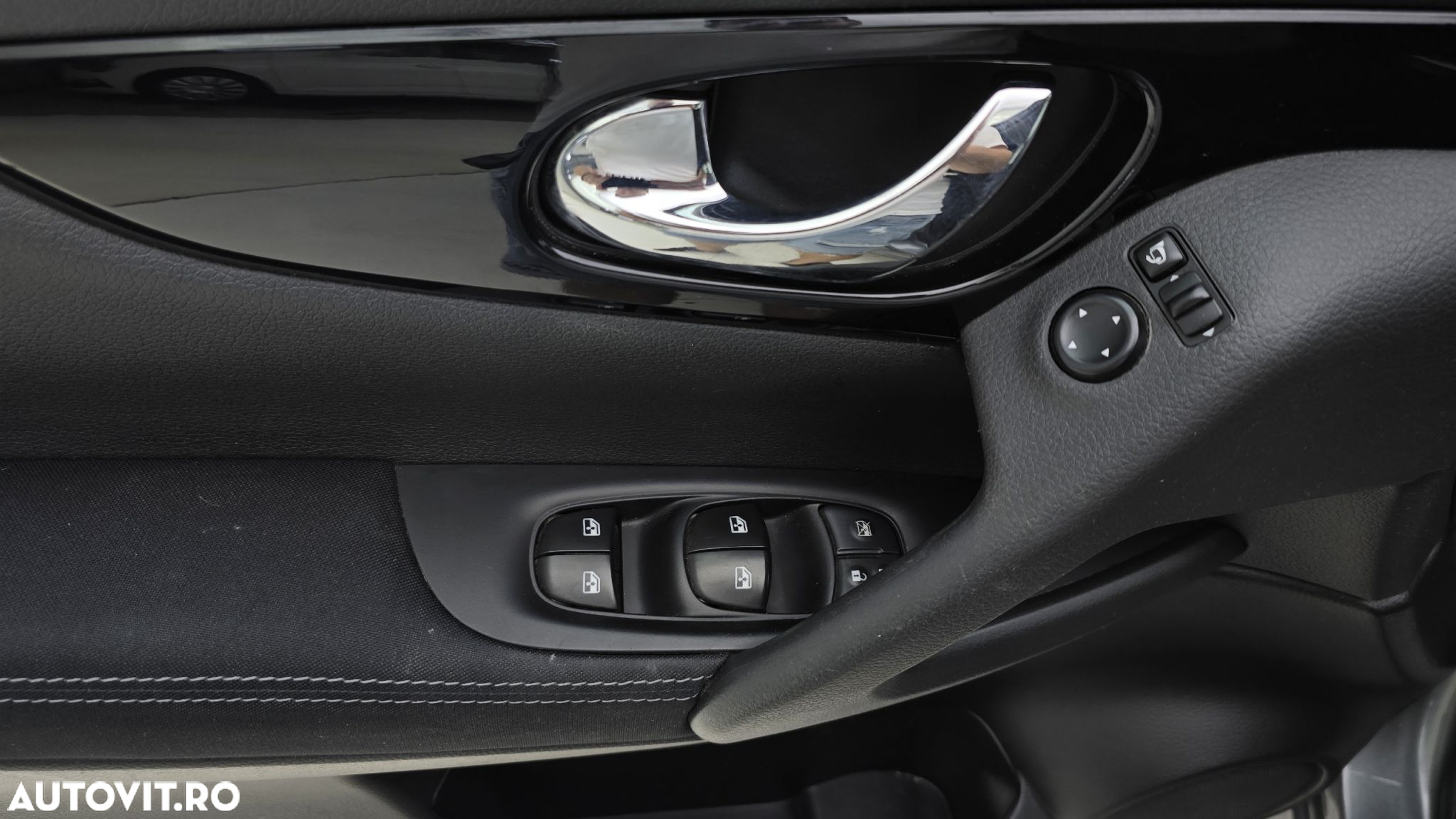 Nissan Qashqai - 11