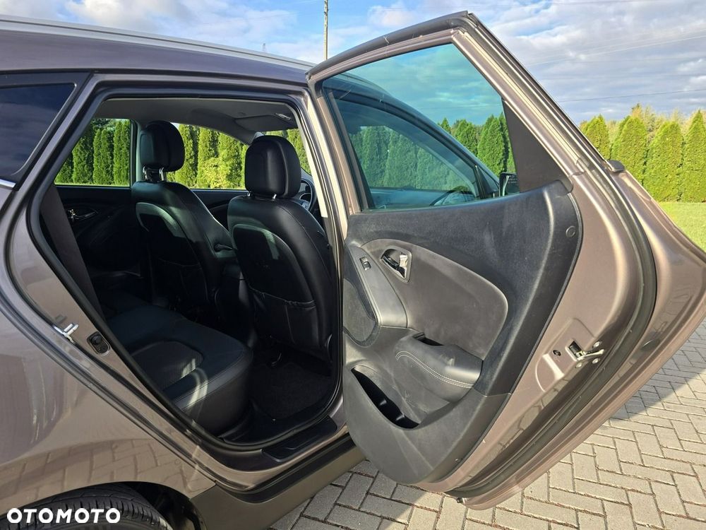 Hyundai ix35 - 23