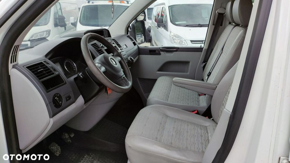 Volkswagen Transporter - 6