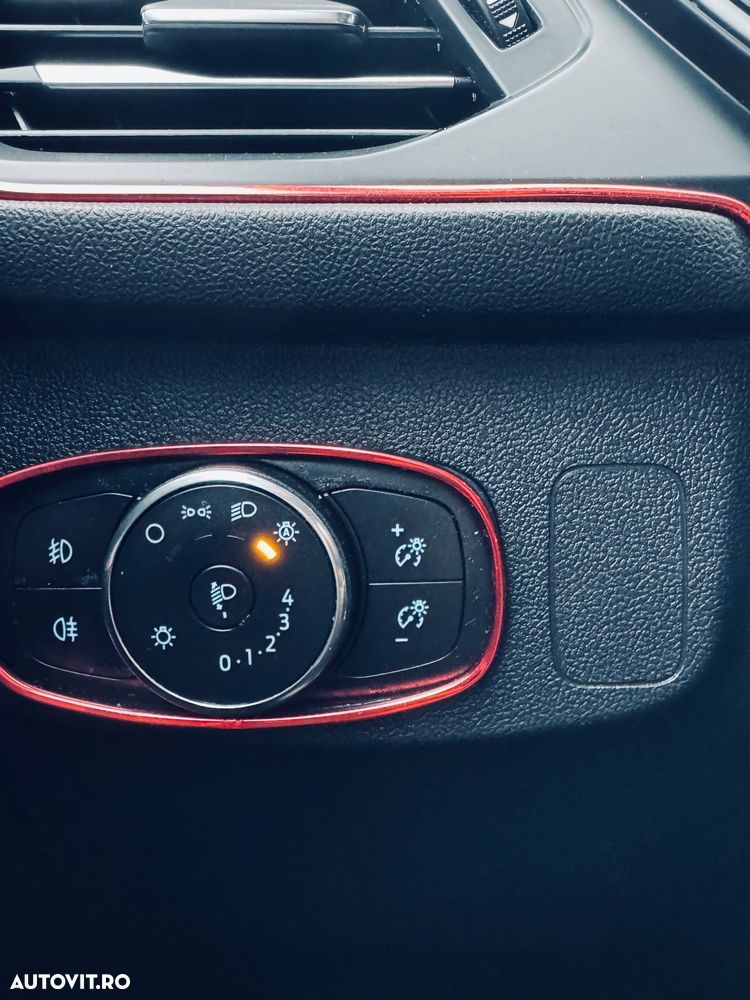 Ford Focus 1.0 EcoBoost Trend - 11