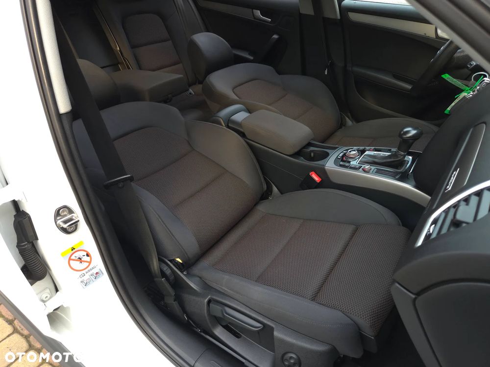 Audi A4 Allroad 2.0 TDI DPF S tronic - 35