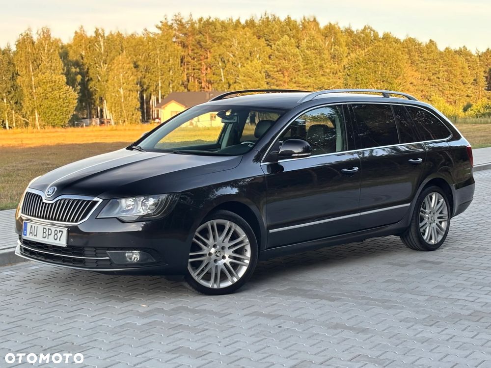 Skoda Superb 2.0 TDI Exclusive - 4