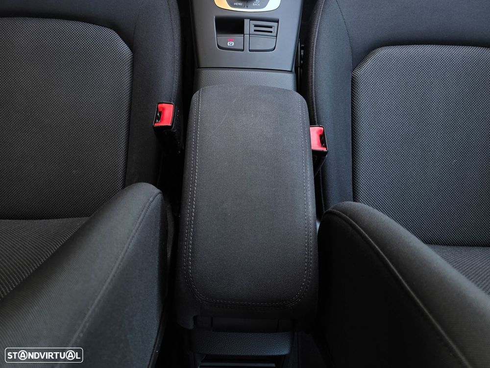 Audi A3 Sportback 30 TDI Sport - 31