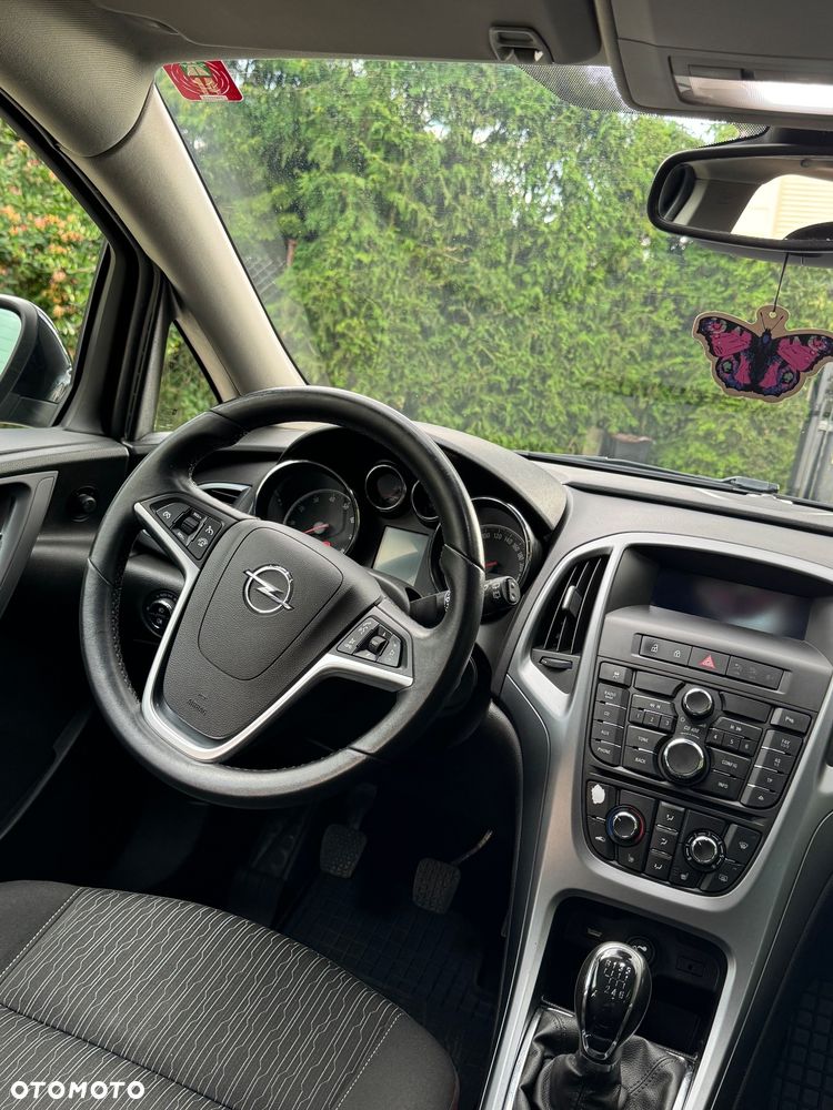 Opel Astra 1.4 Turbo - 14