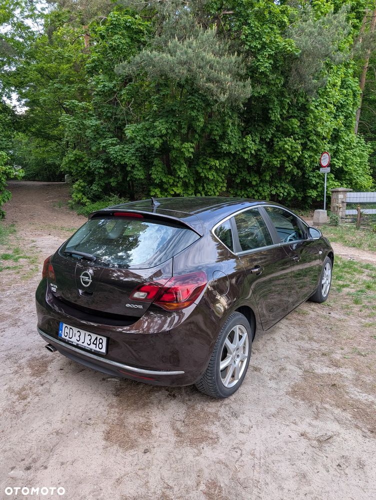 Opel Astra 1.4 Turbo Cosmo - 5