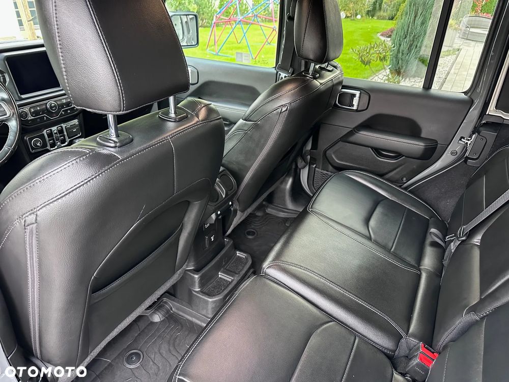 Jeep Wrangler Unlimited 2.0 Turbo PHEV 4xe Sahara - 16
