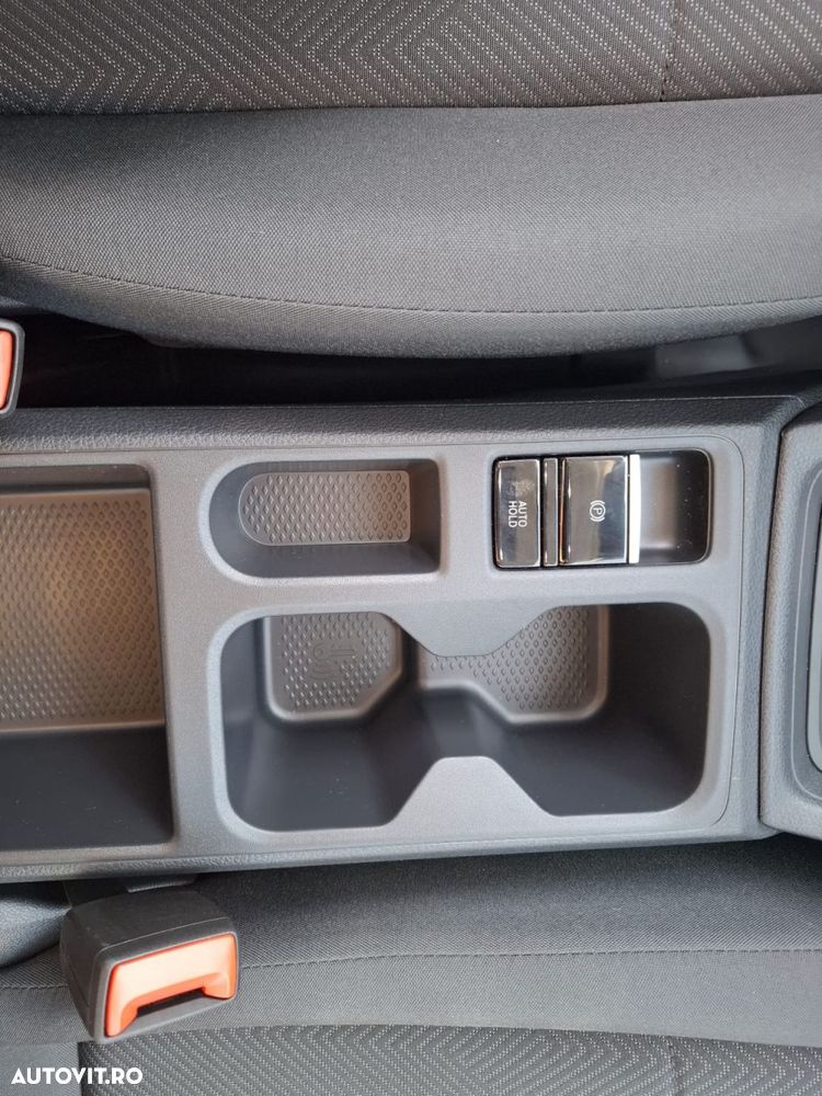 Ford Transit Connect - 16