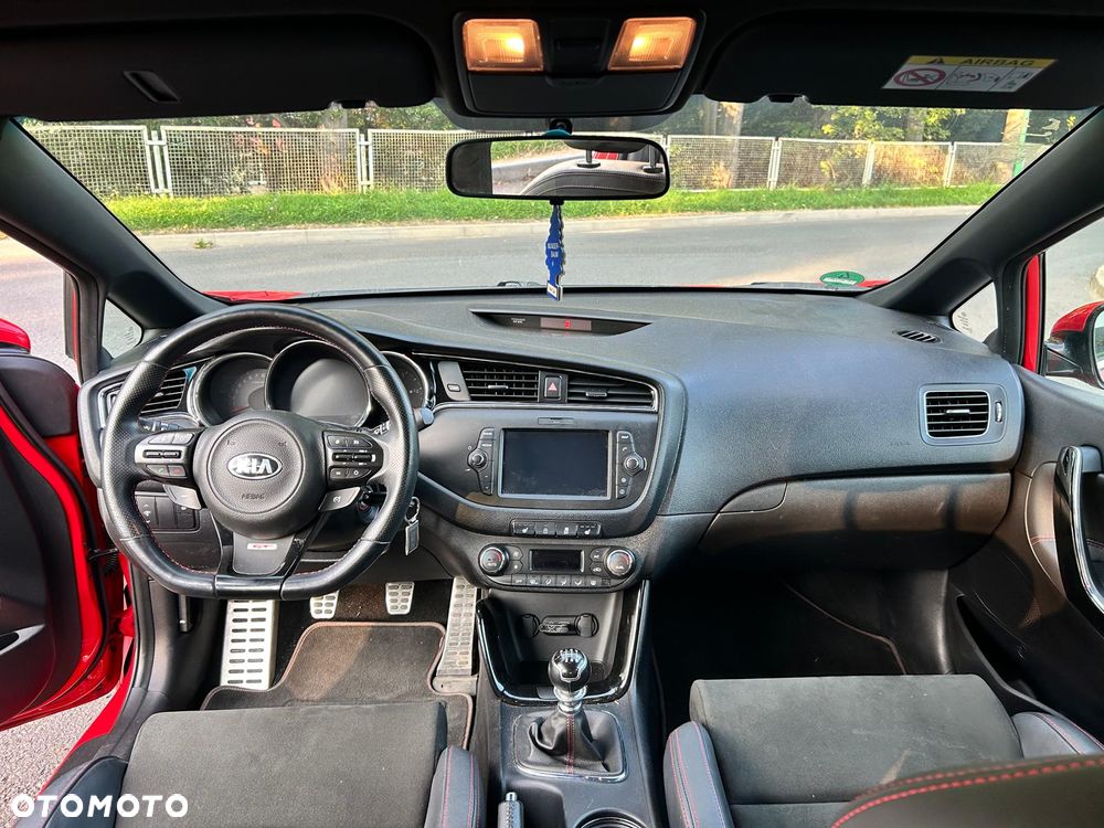 Kia Ceed 1.6 T-GDI GT - 5