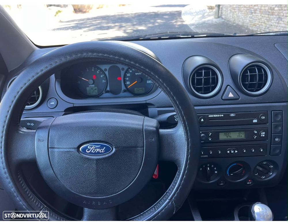 Ford Fiesta 2.0 ST - 5