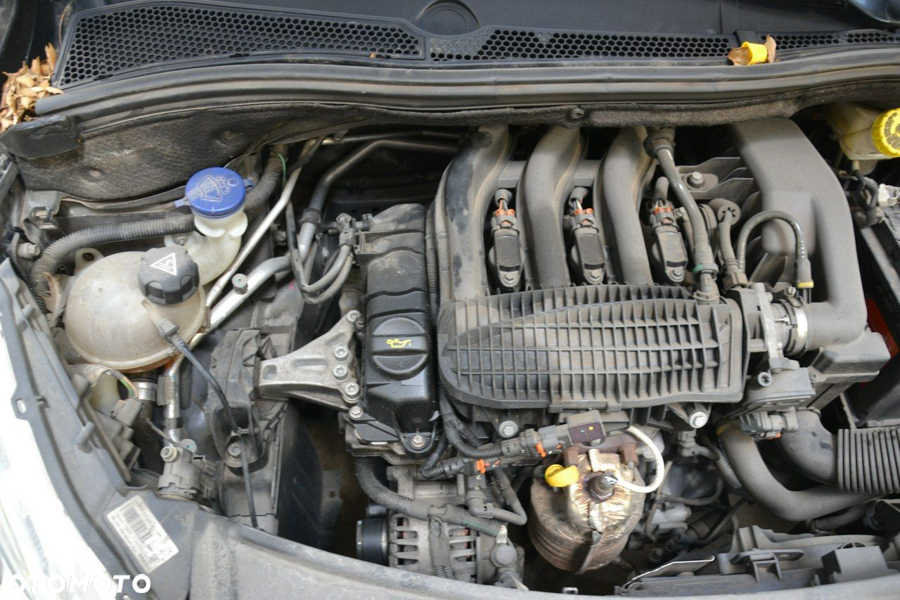 Peugeot 208 - 14