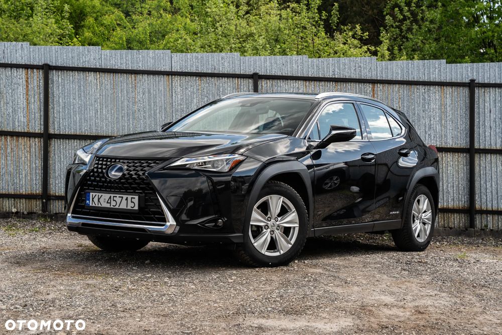 Lexus UX