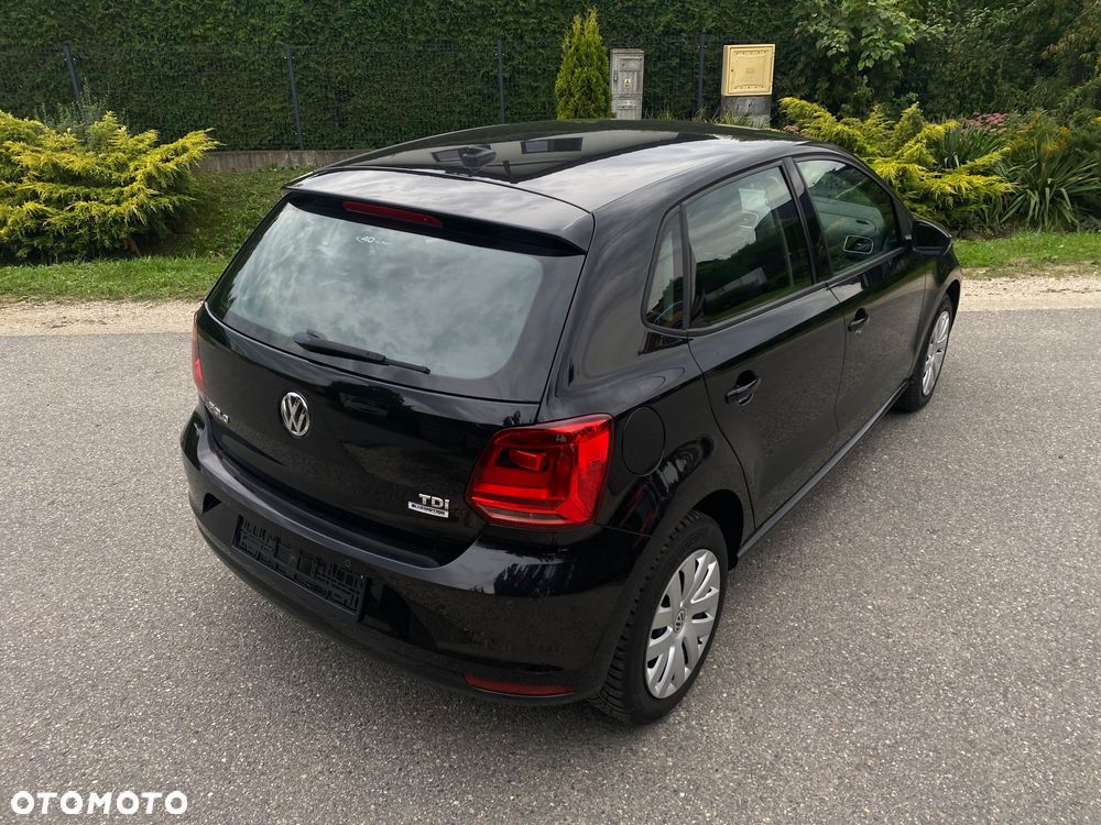 Volkswagen Polo 1.4 TDI (Blue Motion Technology) Comfortline - 16