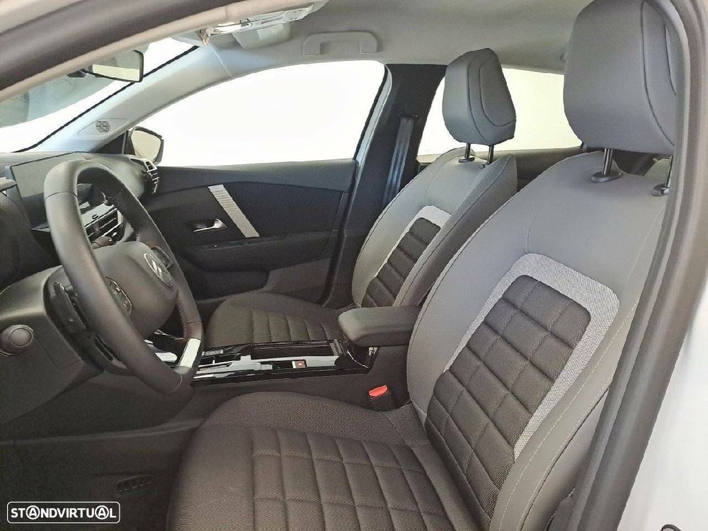 Citroën C4 X 1.2 Hybrid Plus e-DSC6 - 10
