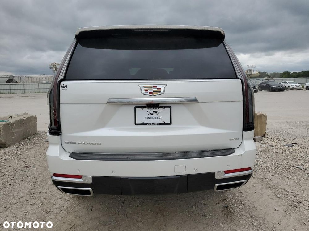 Cadillac Escalade - 7