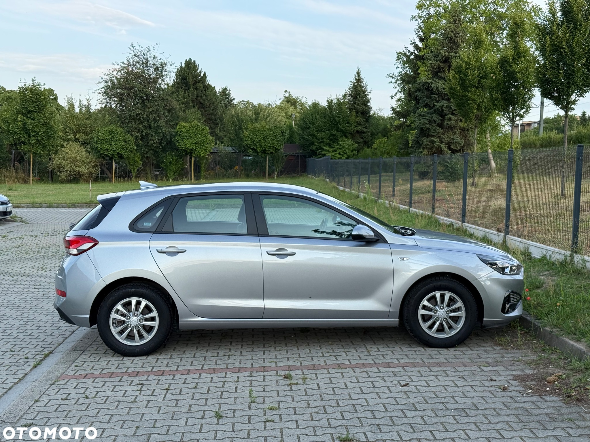 Hyundai i30 1.5 DPI Classic + - 24