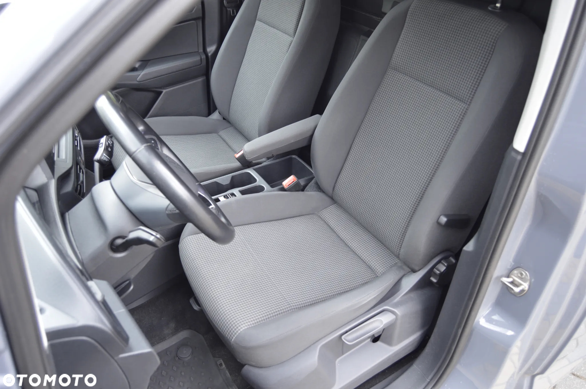 Volkswagen Caddy MAXI - 14
