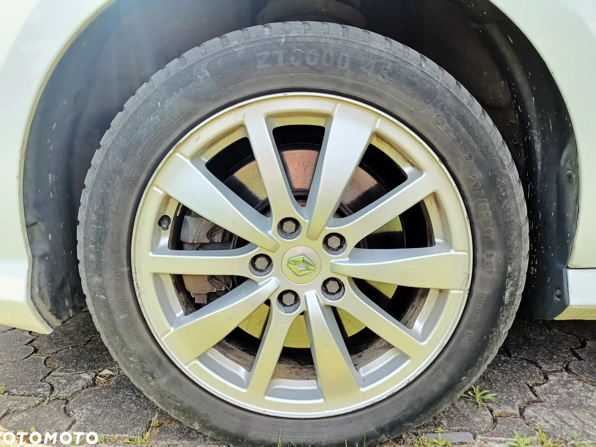 Renault Laguna 2.0 dCi Bose Edition ESM - 10