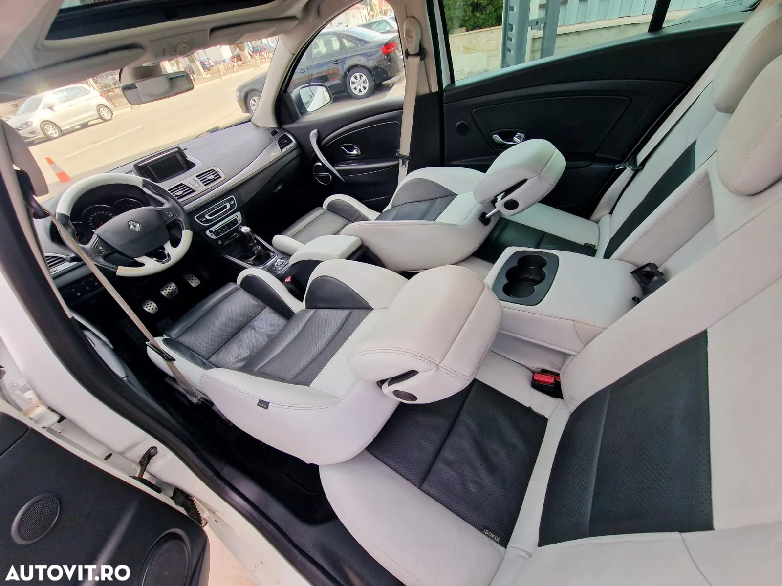 Renault Megane ENERGY dCi 110 GT LINE - 9