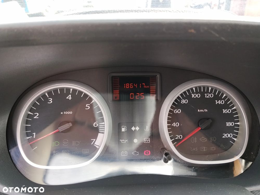 Dacia Duster SCe 115 4x2 Celebration - 13