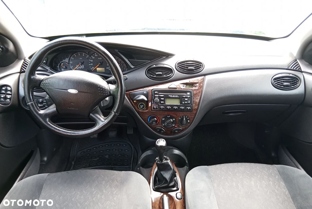 Ford Focus - 6