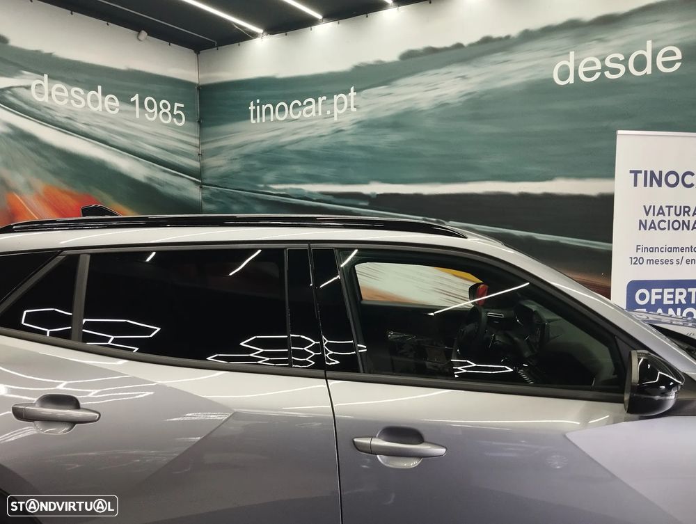 Peugeot 2008 1.2 Hybrid Allure e-DCS6 - 11