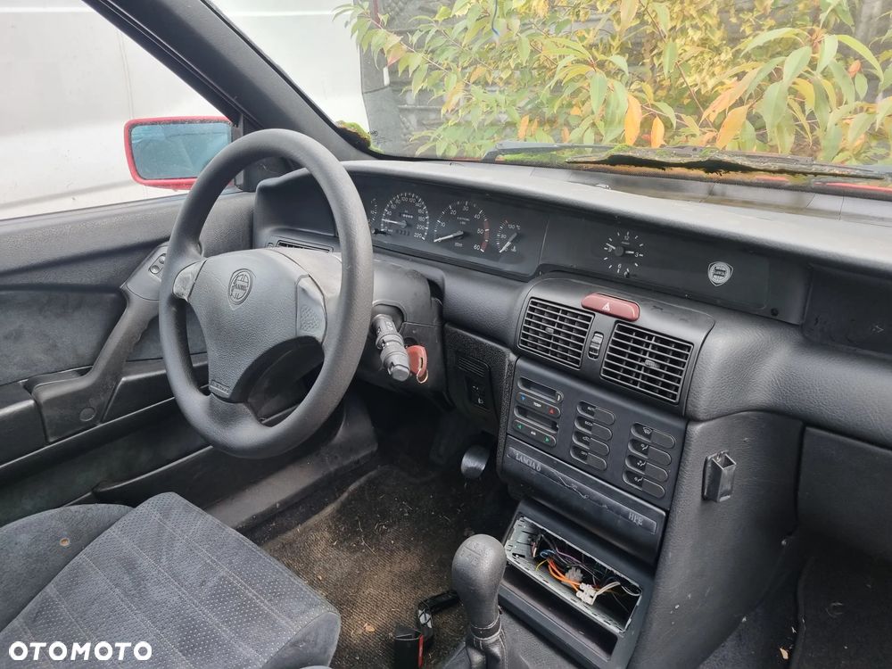 Lancia Delta - 16