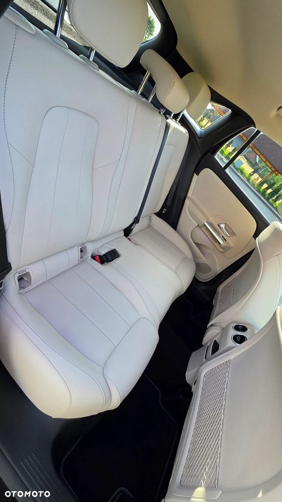 Mercedes-Benz GLA 250 4Matic 8G-DCT Edition Progressive Line - 30